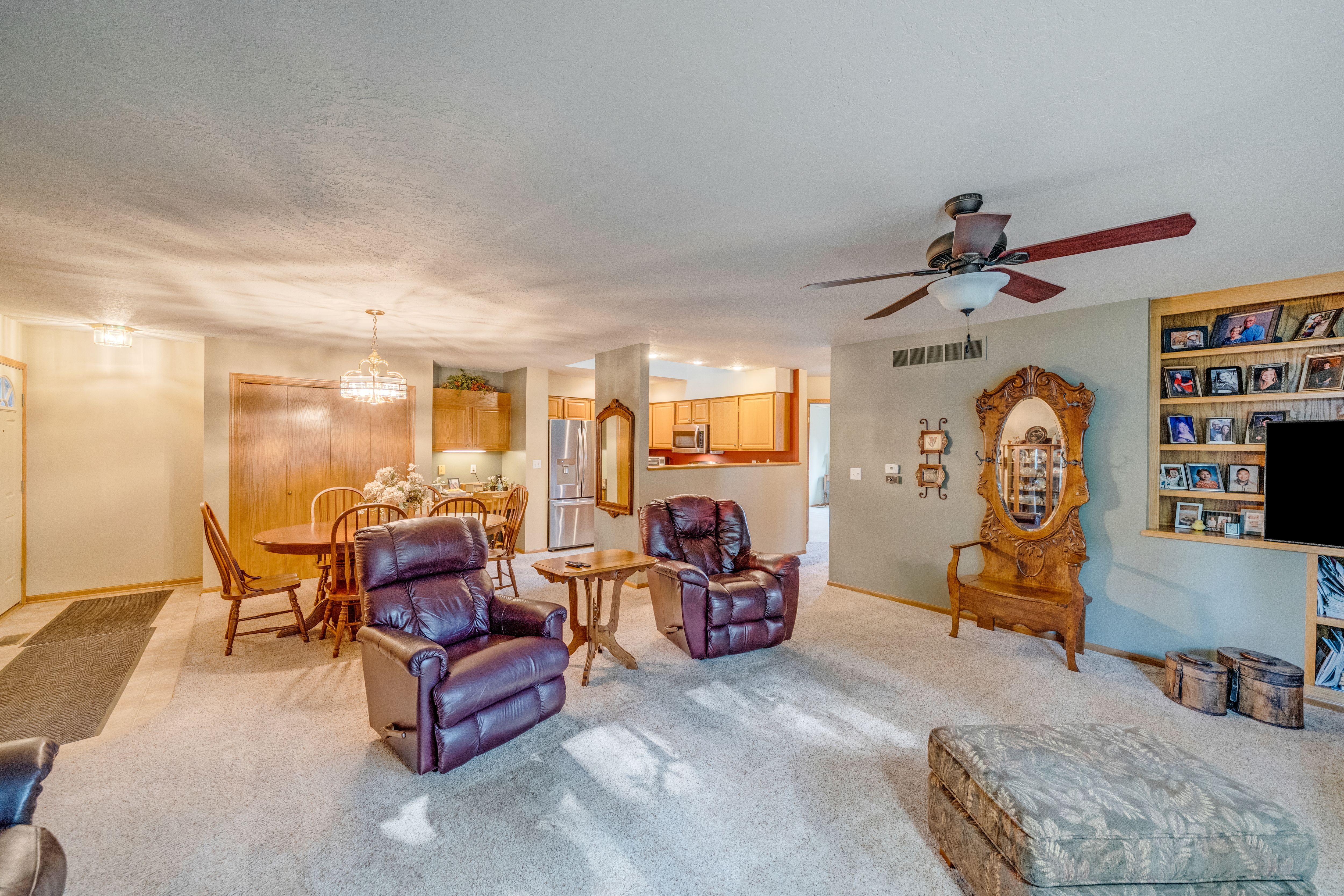 Listing Photo: 106 W Franklin Ave, Indianola, IA 50125-9